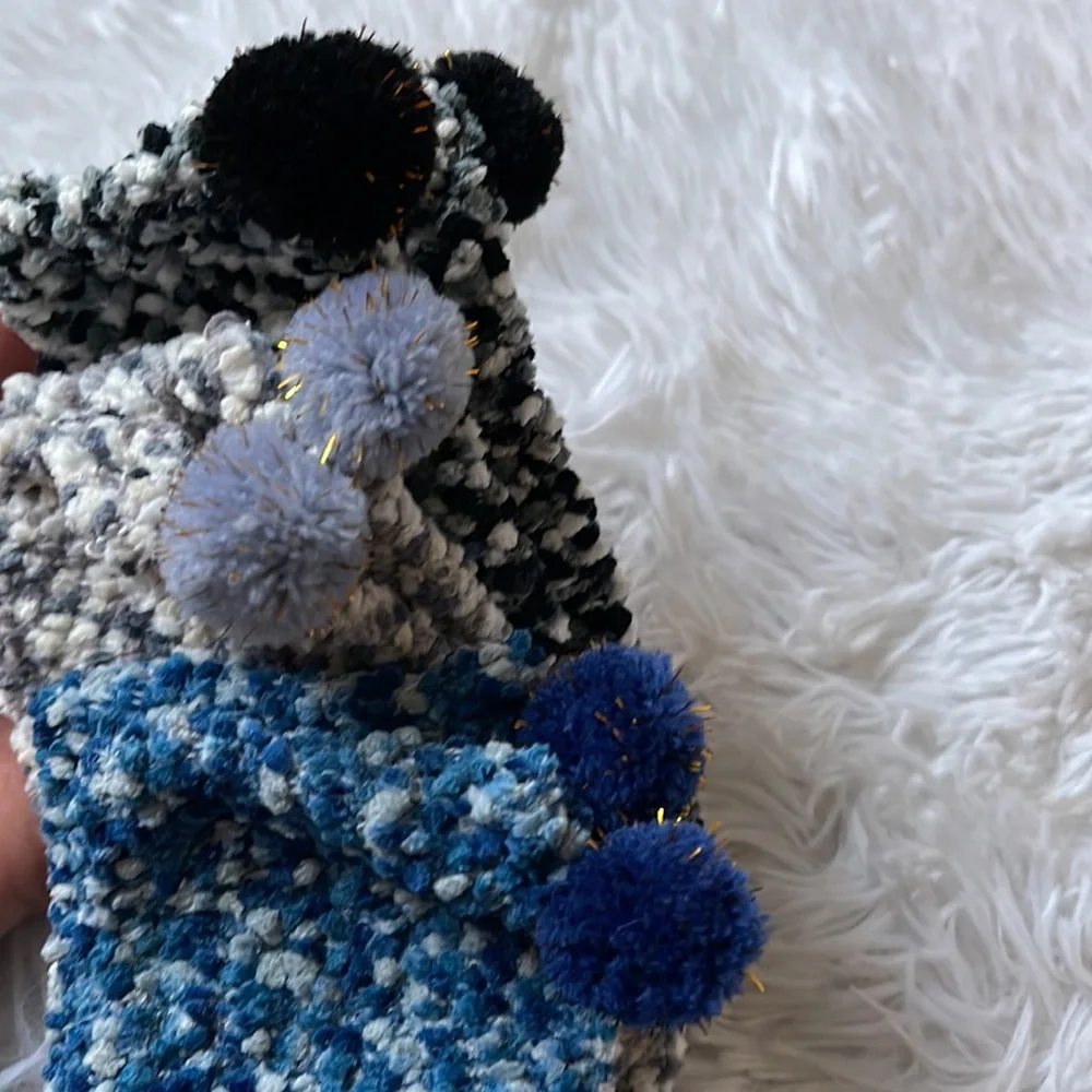 (3) Cozy socks with pom poms